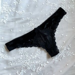 VS velvet thong